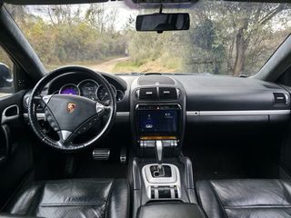 Porsche Cayenne 2005