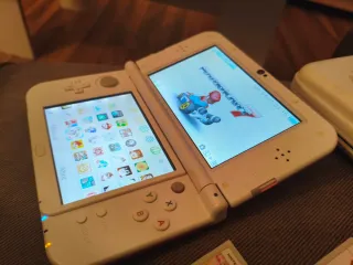 Nintendo 3DS XL Rosa-bianco sd 64