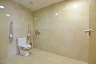 Local comercial en alquiler en Rafelbuñol/Rafelbunyol