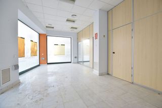 Local comercial en alquiler en Rafelbuñol/Rafelbunyol