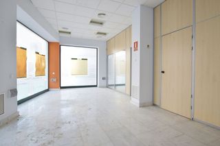 Local comercial en alquiler en Rafelbuñol/Rafelbunyol