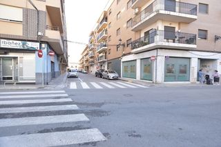 Local comercial en alquiler en Rafelbuñol/Rafelbunyol