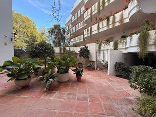 Piso en alquiler en Puerto Banús en Marbella