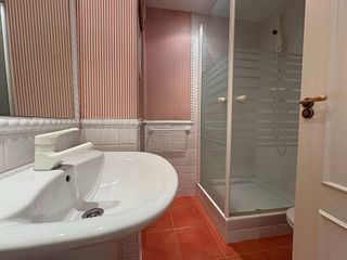 Piso en alquiler en Costillares en Madrid