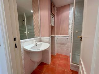 Piso en alquiler en Costillares en Madrid