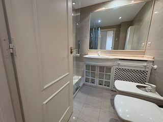 Piso en alquiler en Costillares en Madrid