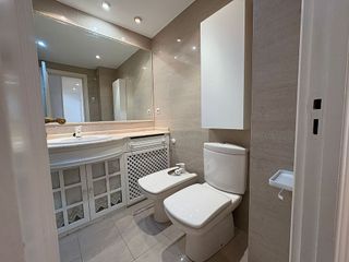 Piso en alquiler en Costillares en Madrid