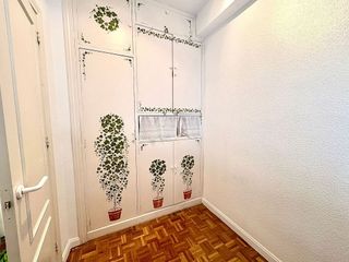 Piso en alquiler en Costillares en Madrid