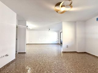 Piso en alquiler en El Pilar en Valencia