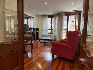 Piso en alquiler en El Llano en Gijón