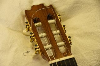 Guitarra Clásica Valeriano Bernal