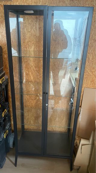 Vitrina Milsbo Ikea Cristal y Metal