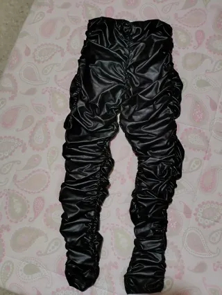 Pantalón elástico de polipiel, Talla única