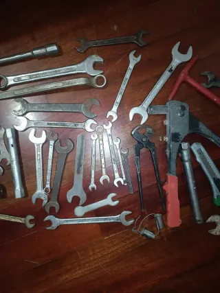 Juego de llaves antiguas