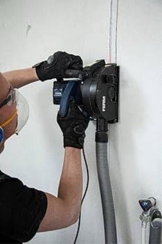 Rozadora Ranuradora FERM 1700w con maletín