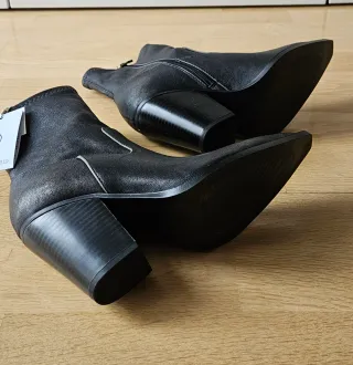 Botines cowboy Stradivarius marrones