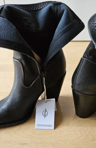 Botines cowboy Stradivarius marrones