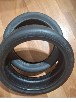 Neumáticos macizos patinete eléctrico