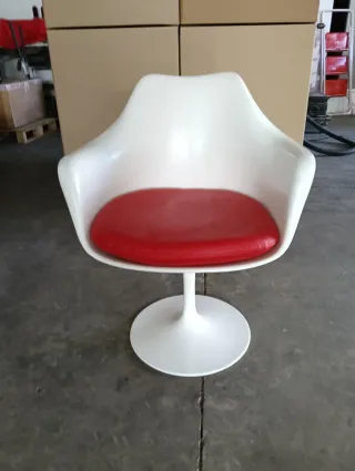 Poltrona design Saarinen