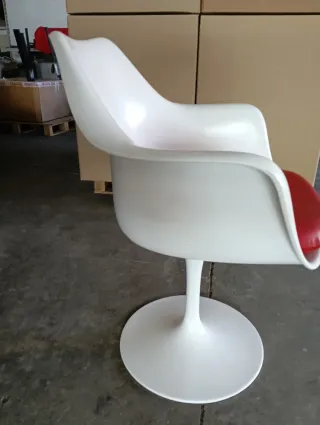 Poltrona design Saarinen