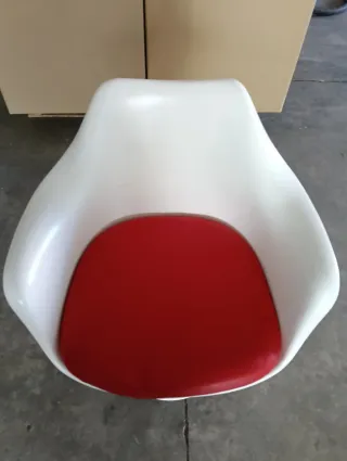 Poltrona design Saarinen