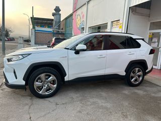 Toyota RAV4 2021