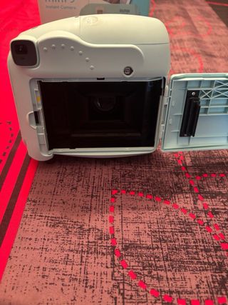 Cámara instantánea Fujifilm Instax Mini 9