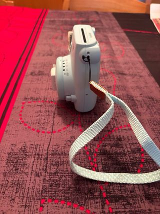 Cámara instantánea Fujifilm Instax Mini 9