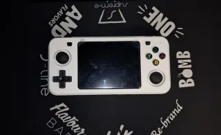 Console Portatile R36H