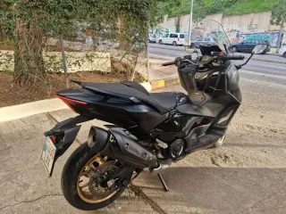 Yamaha TMAX Tech MAX 560 2022