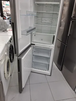 ◇Nevera bosch 185.centímetros◇