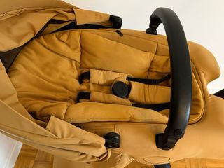 Silla de paseo Stokke Xplory X mostaza