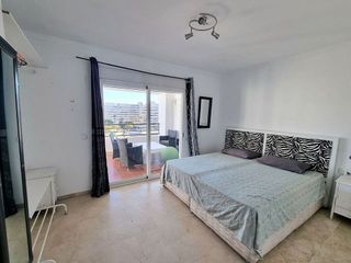 Piso en venta en Puerto Banús en Marbella