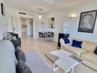 Piso en venta en Puerto Banús en Marbella