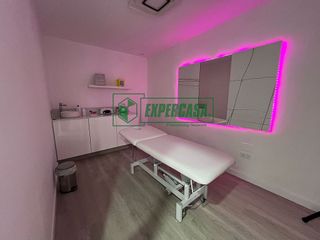 Local comercial en venta en Núcleo Urbano en Pobla de Vallbona (la)