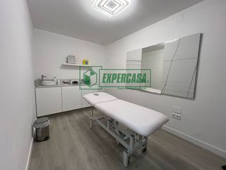 Local comercial en venta en Núcleo Urbano en Pobla de Vallbona (la)
