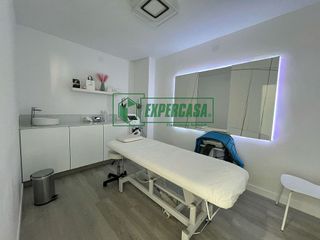 Local comercial en venta en Núcleo Urbano en Pobla de Vallbona (la)