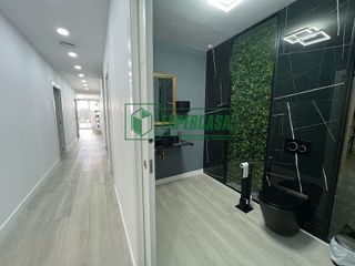Local comercial en venta en Núcleo Urbano en Pobla de Vallbona (la)