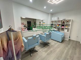 Local comercial en venta en Núcleo Urbano en Pobla de Vallbona (la)