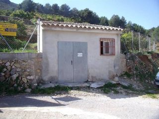 Terreno en venta en Callosa d´En Sarrià