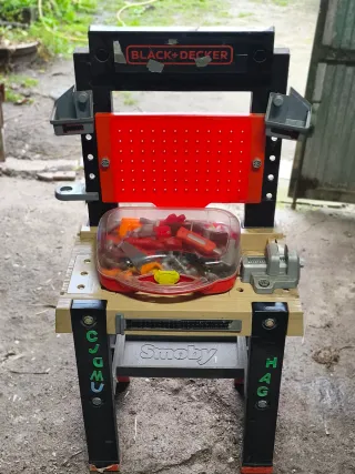 Banco de trabajo infantil Black+Decker