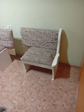 2 Poltrone Angolari in Tessuto e Legno