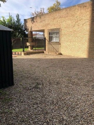 Local comercial en alquiler en Crevillet - Pinar Alto en Puerto de Santa María (El)