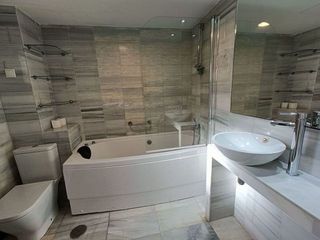 Piso en alquiler en Puerto Banús en Marbella