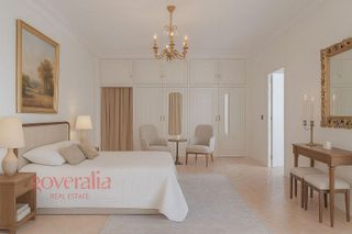 Piso en alquiler en Recoletos en Madrid