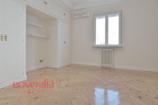 Piso en alquiler en Recoletos en Madrid