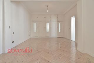 Piso en alquiler en Recoletos en Madrid