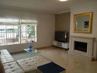 Piso en alquiler en Puerto Banús en Marbella