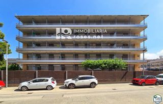 Piso en venta en Salatar en Roses