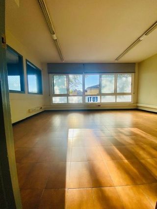 Oficina en venta en Eixample Sud – Migdia en Girona